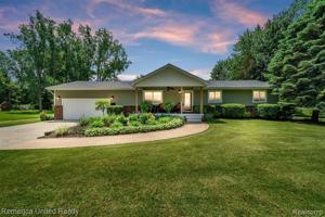 457 INVERNESS Street