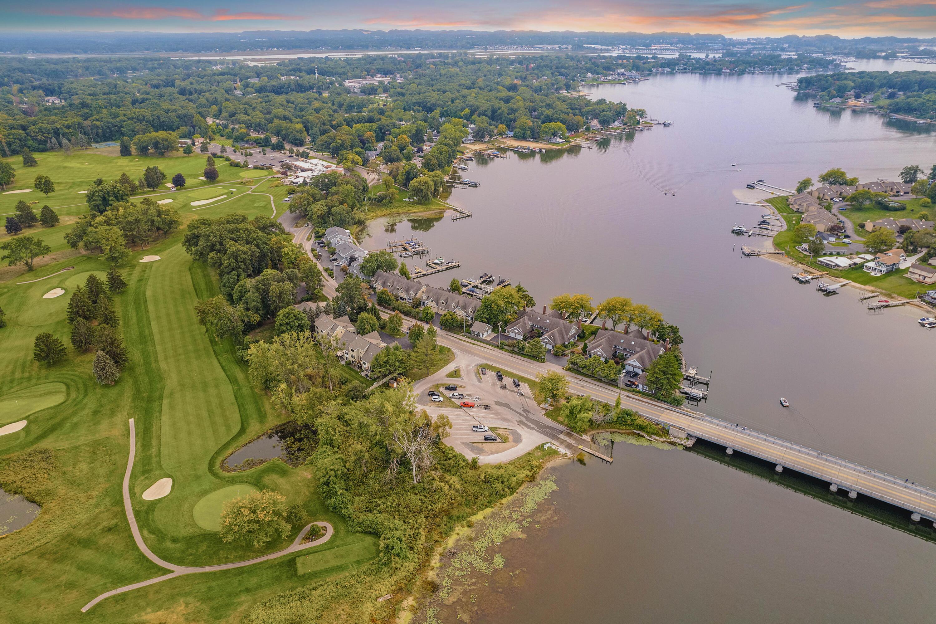 Image 3: BlueWest Properties