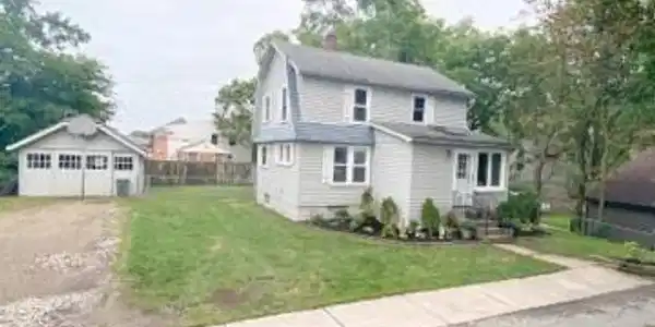 79 SMITH Court