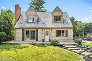 1064 TECUMSEH Avenue