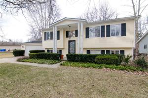 450 SPRINGLE Drive