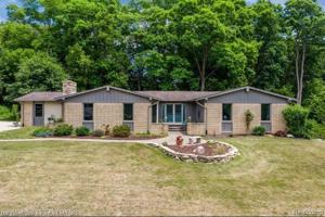 7936 Perry Lake Road