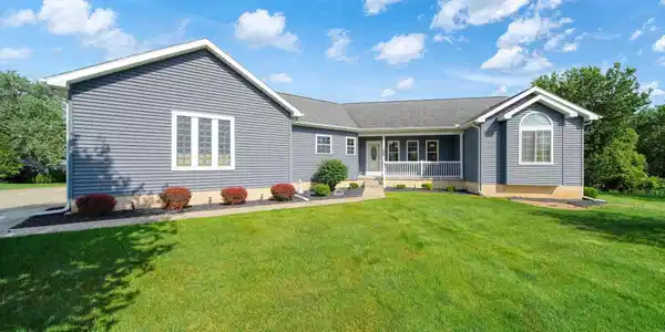 149 Hawthorne Drive