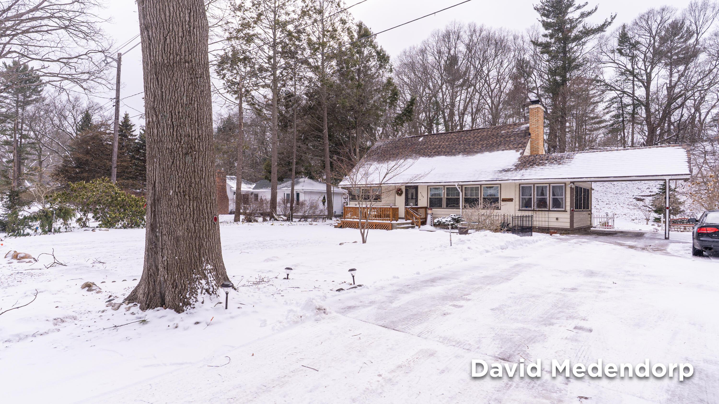 Image 2: 4105-Lake-Harbor-Rd-1