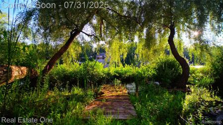000 Pearson Dr.