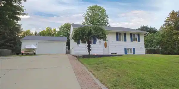 2516 MUELLER RD