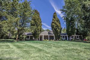 1872 PACKER Road
