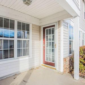 7004 S Cannon Place SE Drive