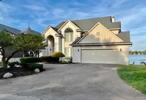 5044 DURNHAM Drive