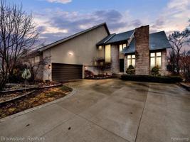 8380 WOODSPUR Drive