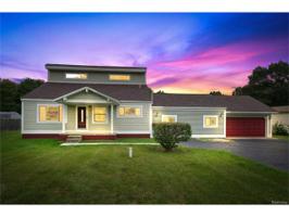 2320 Willow Lane