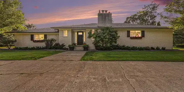 1760 ONEIDA Trail
