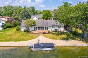 1445 EDGEWATER Drive