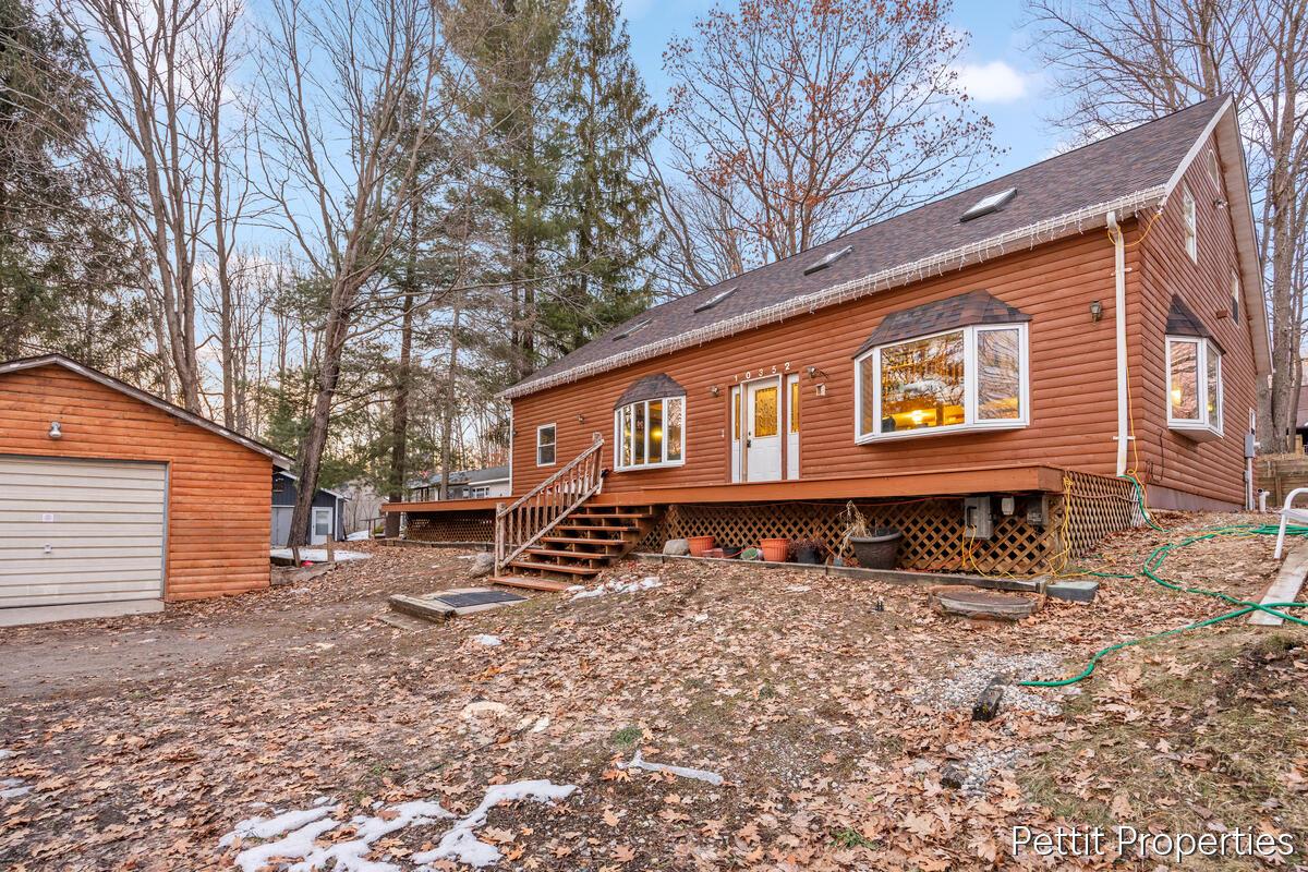 Image 1: 10352-N-Athey_002