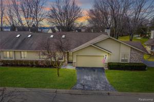 1944 HUNTERS Lane
