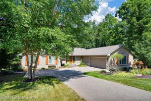 6390 PARK TRAIL Drive