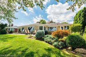 1317 RIVER Road