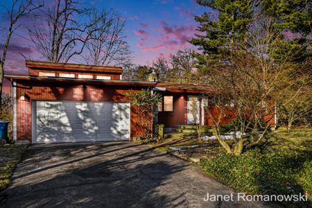 7119 Oran Drive
