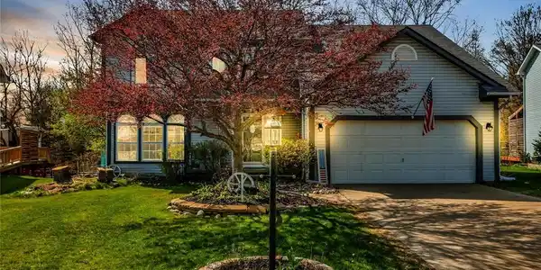 587 THORNEHILL Trail