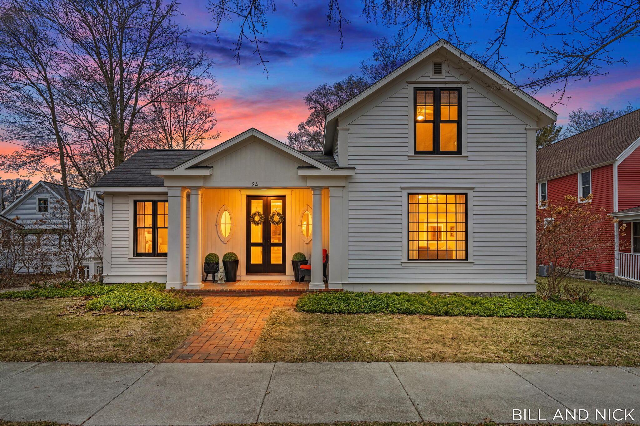 Image 2: Welcome to 24 W Chestnut