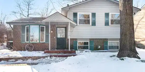 710 Rochester Drive