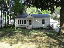 1635 WEYMOUTH Street