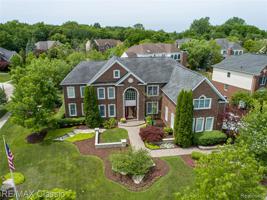26439 GLENWOOD DRIVE