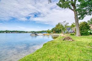 564 BLACK OAKS TRAIL