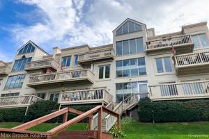 3264 ISLAND COVE Drive