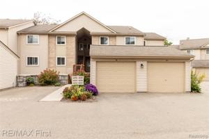 4886 ASHLEY LANE