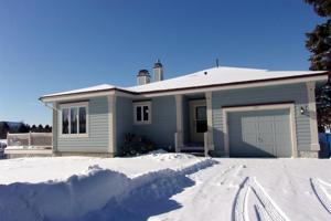 321 Lakeshore Drive