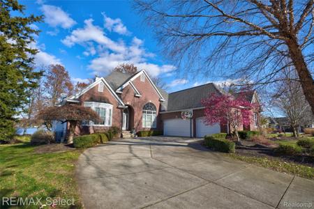 13275 Harborview Drive