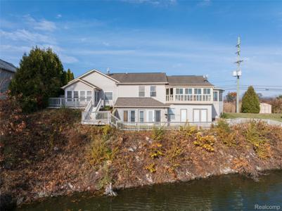 41841 S Service Drive