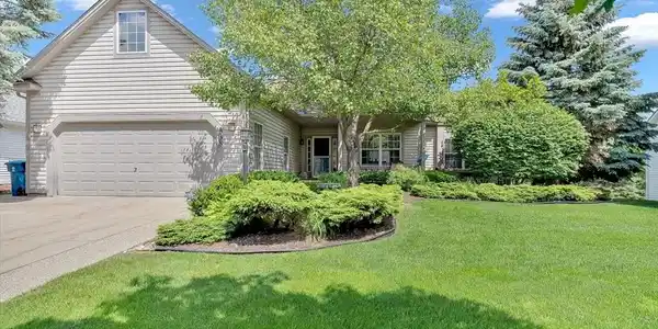 338 OXFORD LAKE Drive