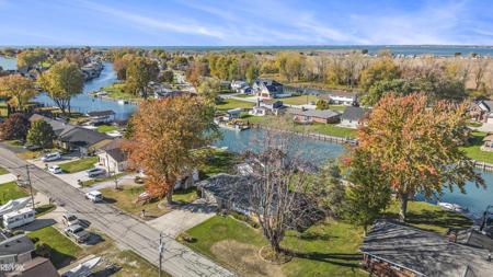 7284 Cardinal Street