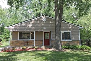 4000 LANETTE Drive