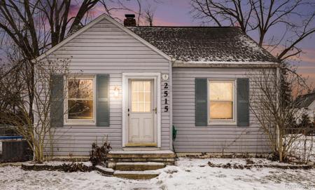 2515 Normadele Avenue