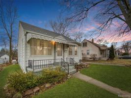 250 DICK Avenue