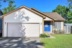328 S AVERY Road