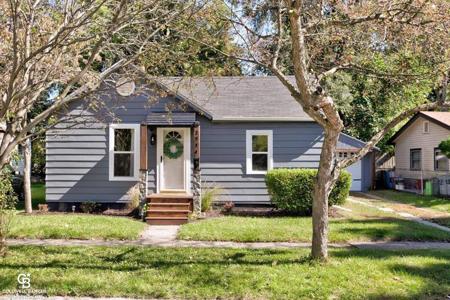 2514 Walnut Street