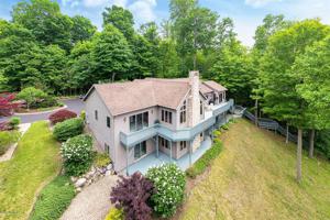 10524 Range Line Road