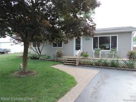 4891 LAKEBORN Drive