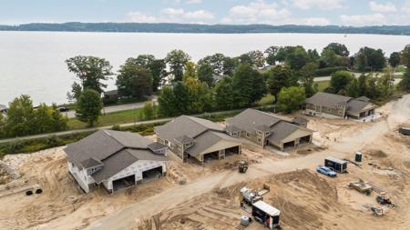 762 N Waypoint Circle