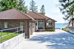 5434 LAKESHORE Road