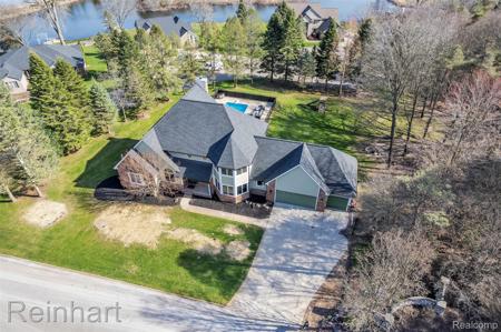 2750 Bayview Drive