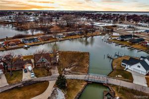 39475 W Archer