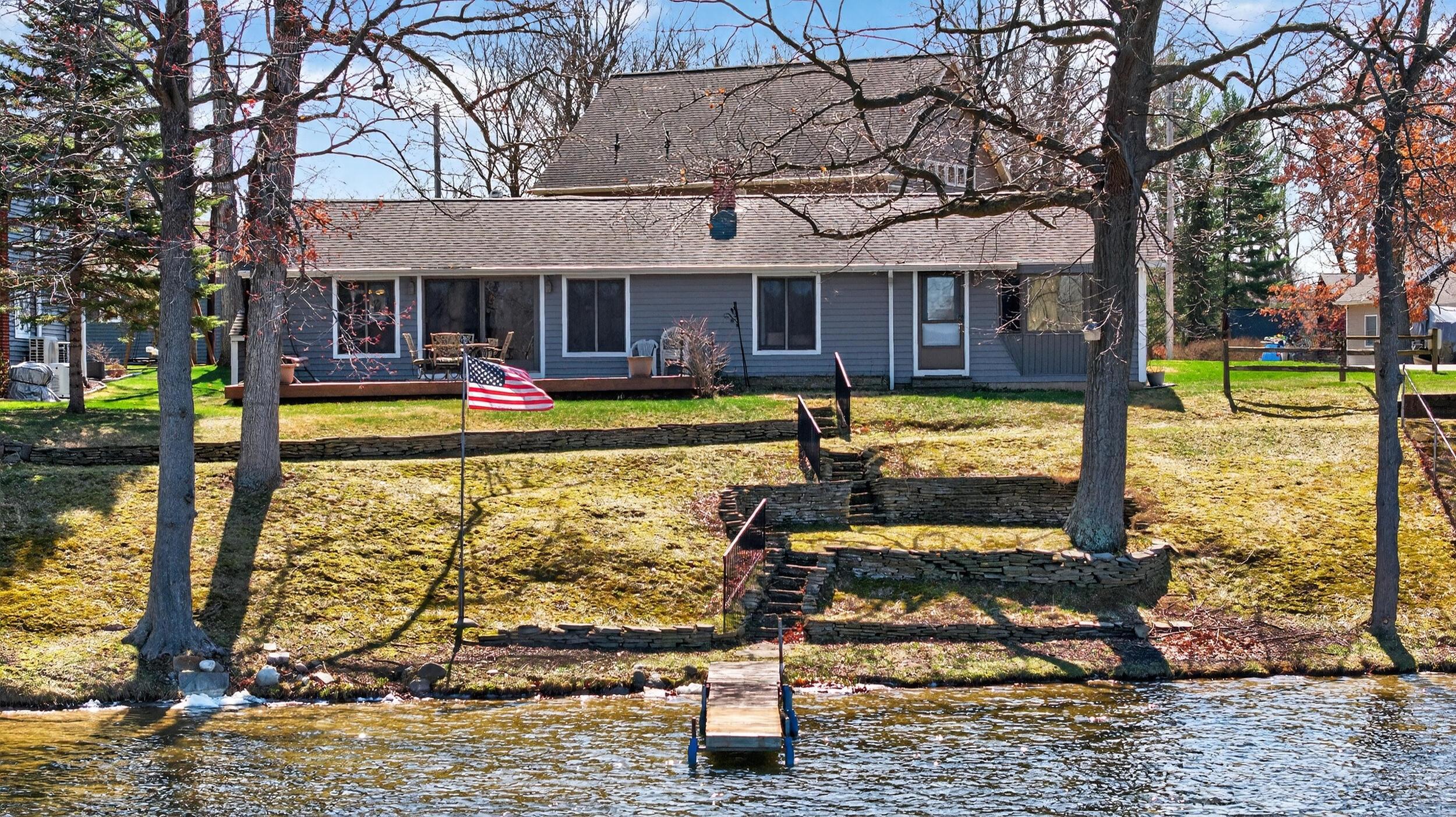 Image 1: 74_8653 wildwood ct jackson mi - 0006