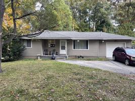 3444 Oakridge