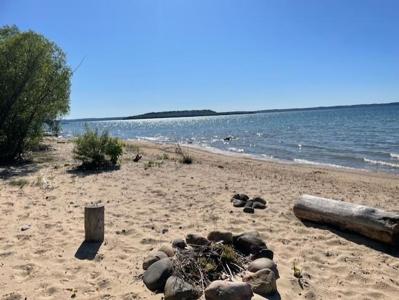 1996 Island View