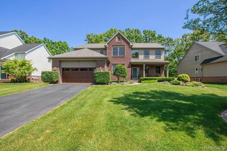 5654 LANCASTER Lane